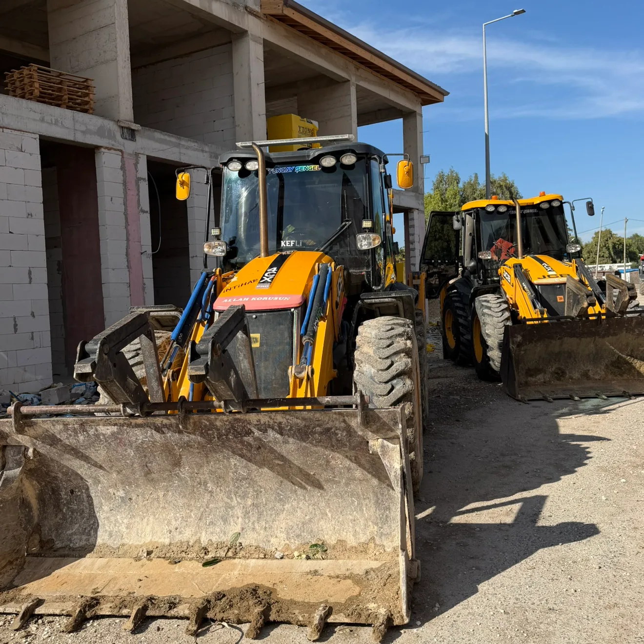 Günlük Saatlik aylık kiralık makinalar jcb4cx