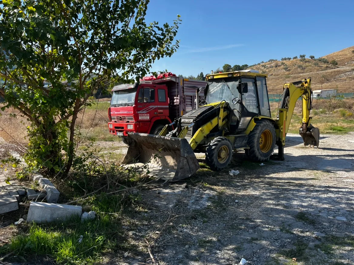 Bekoloder Hafriyat nakliyat işleri yapılır