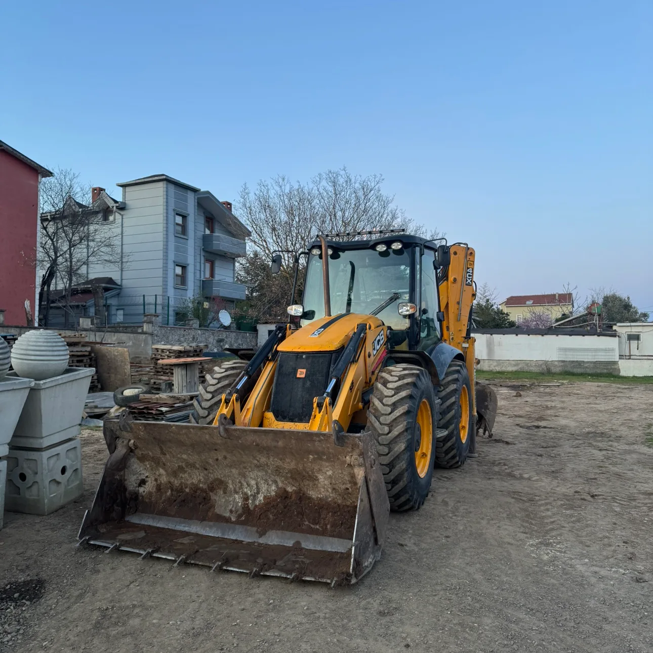 4cx JCB